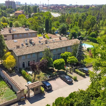 Antico Borgo * Модена