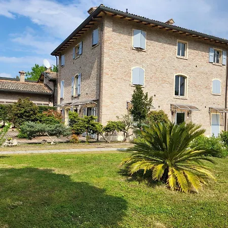 Antico Borgo Aparthotel *