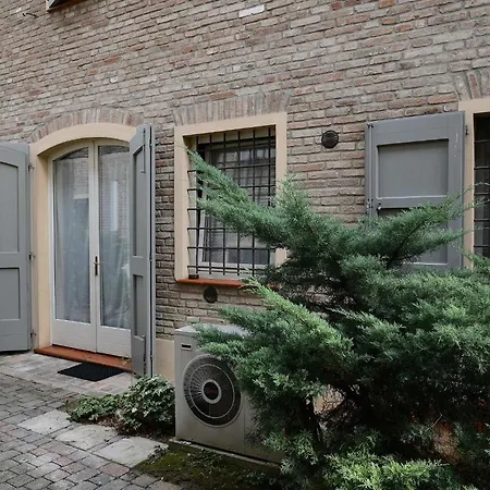 Antico Borgo Aparthotel 4*