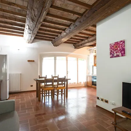 Antico Borgo مودينا