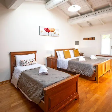 Antico Borgo 4* Modène