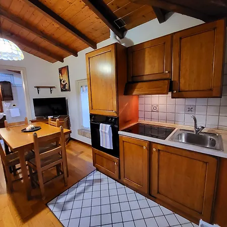Aparthotel Antico Borgo 4*