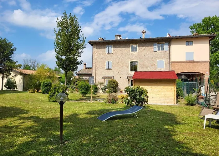 Antico Borgo 公寓式酒店 4*