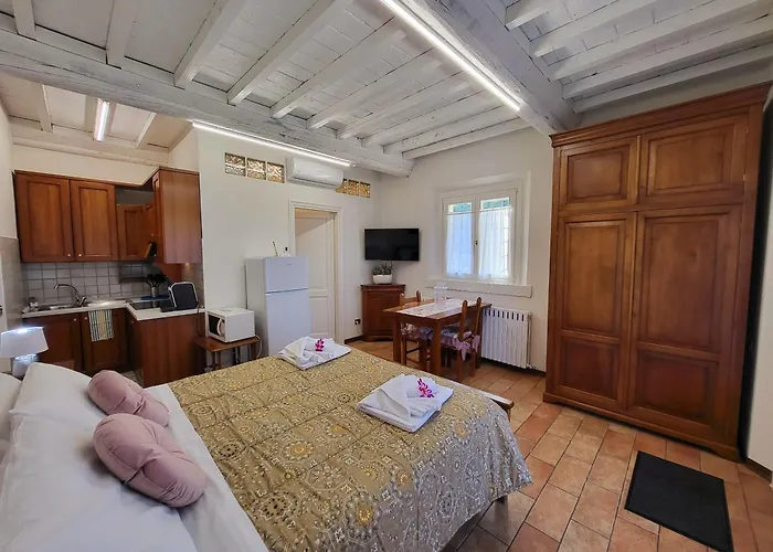 Antico Borgo 4* 摩德纳